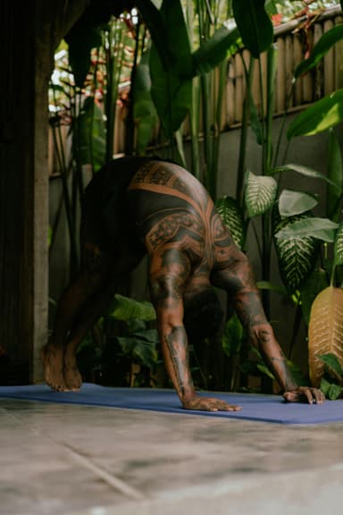 Analiză: De ce tot mai mulți bărbați de succes practică meditația și mindfulness-ul