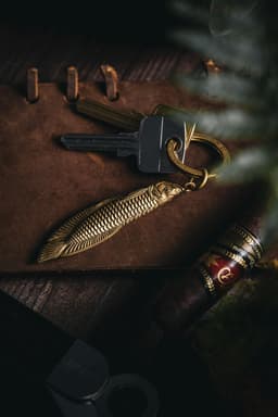Top 5 brelocuri de lux pentru chei și genți