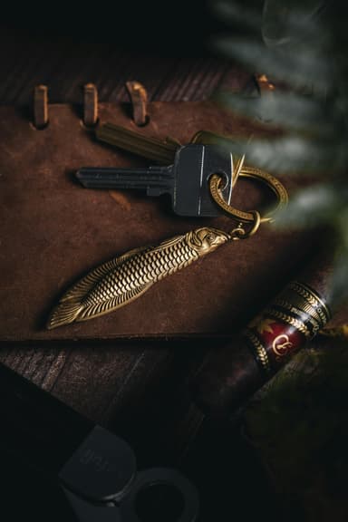 Top 5 brelocuri de lux pentru chei și genți