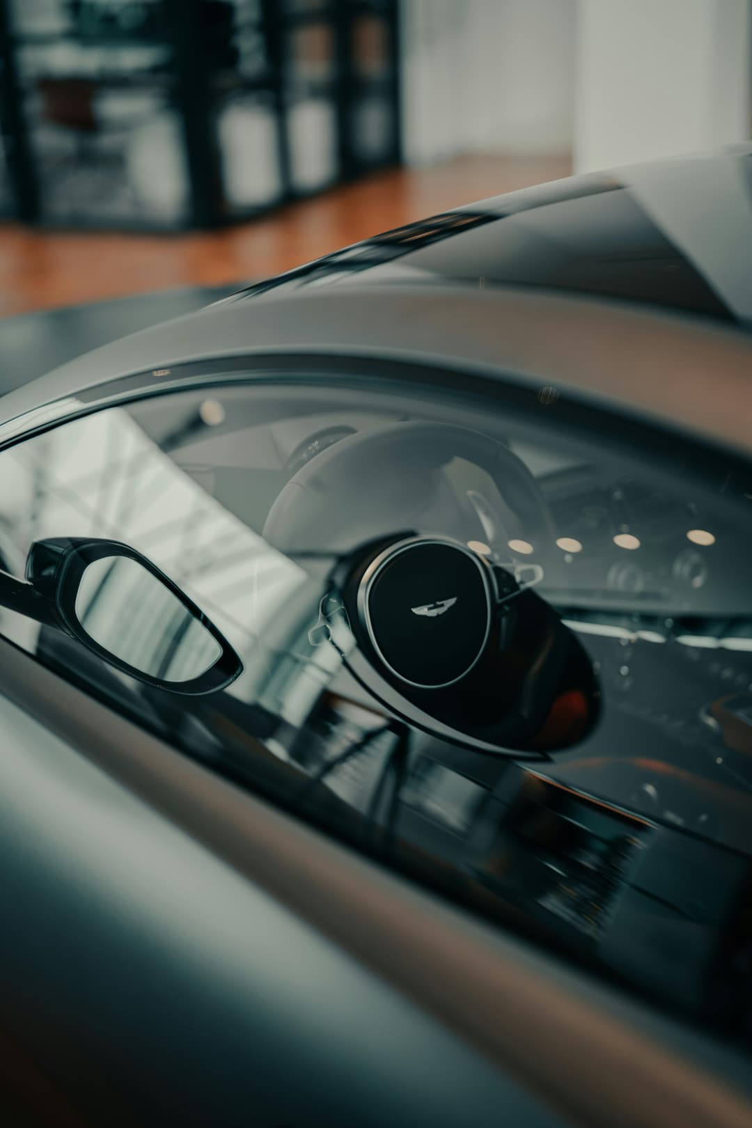 În culisele designului: Cum se construiește un concept car la Aston Martin