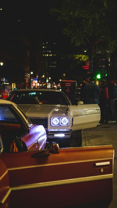 Supercaruri în România: O privire în comunitatea exclusivistă a pasionaților auto de lux