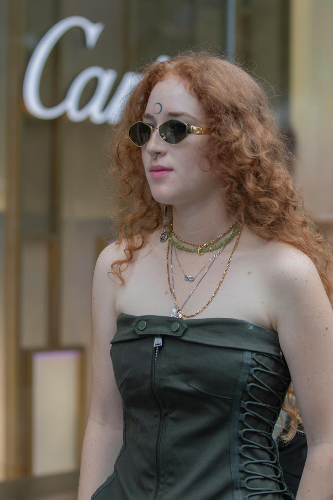 Accesorii statement: Ochelarii de soare Cartier care transformă orice apariție