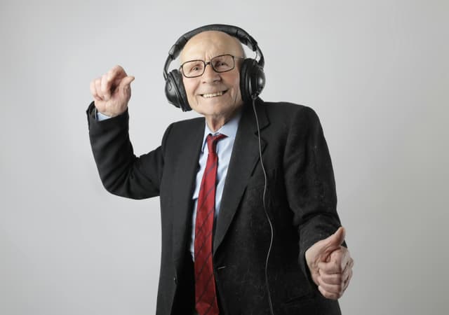 Codul manierelor moderne: Eticheta în era digitală pentru gentlemanul secolului XXI