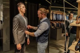 Ghidul complet al eșarfelor masculine: cum să le porți cu stil