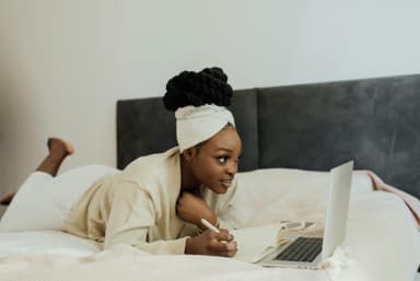 Lifestyle high-tech: Gadgeturi smart home care îți îmbunătățesc rutina zilnică