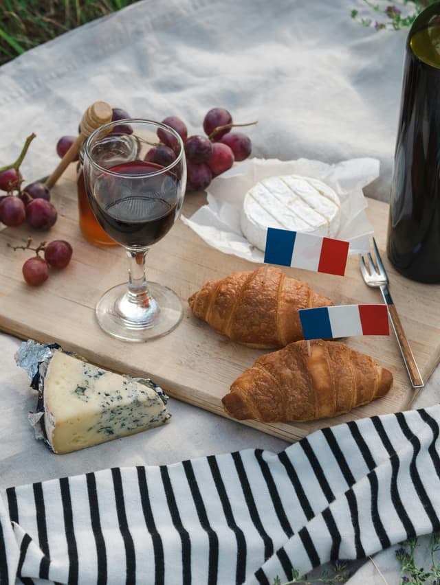 Interviu cu un somelier de top despre arta asocierii vinurilor cu preparate gourmet