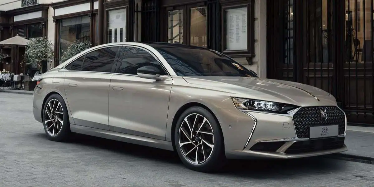 Test drive DS 9: O Exprimare a Luxului Francez