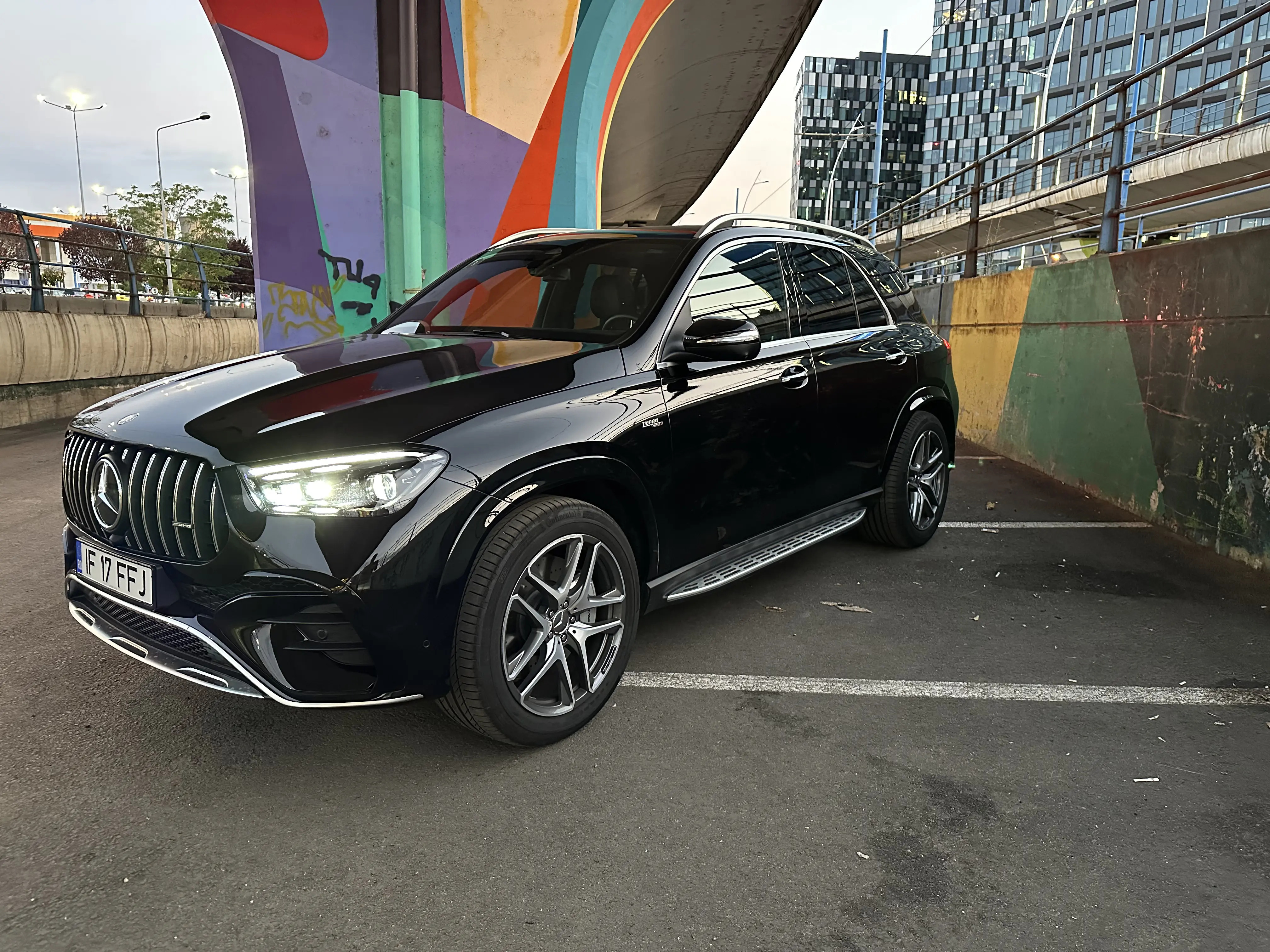 Test drive Mercedes-Benz GLE 53 AMG 2025 facelift: Surpriza din spatele volanului unui SUV cu 435 CP